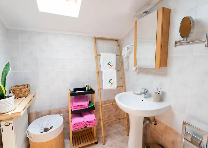 Evergreen * Nea Moudania